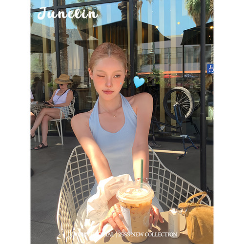 六月林 韩国博主同款蓝色挂脖吊带背心女修身显瘦内搭上衣