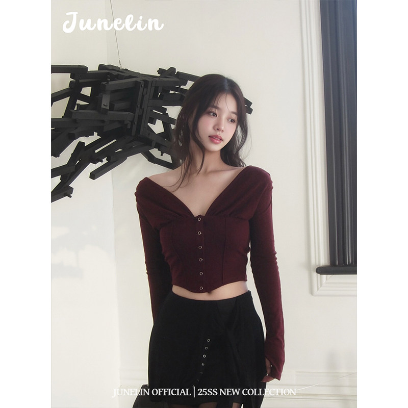 六月林 韩国博主同款小众纯欲高级芭蕾风显白紫色露肩长袖上衣女