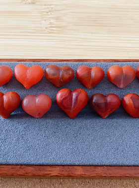 14微瑕特价天然南红玛瑙屁桃爱心上下通孔克价感人