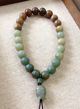 原创天然保真和田玉手持点工锤纹柔光工艺老糖且末蓝糖蓝渐变