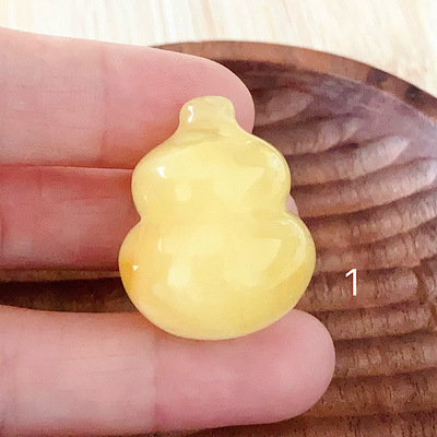 01天然蜜蜡大葫芦无孔绑带设计项链吊坠钥匙扣满蜜鸡油黄妖花俏色