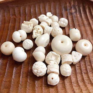 福利配件天然猛犸雕刻件三通屁桃爱心卡子平安扣日月星辰特色配珠