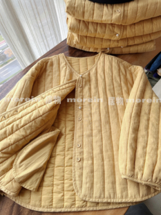 morein秋冬复古文艺松弛感苎麻绗缝棉夹棉V领长袖 外套