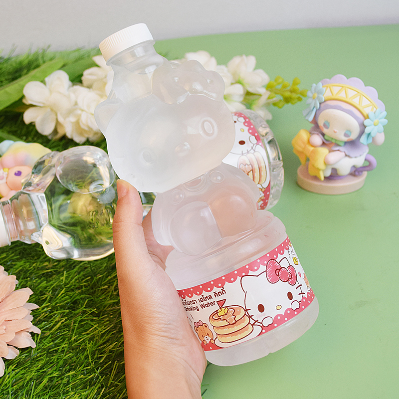 泰国进口桑丽鸥天然饮用水620ml