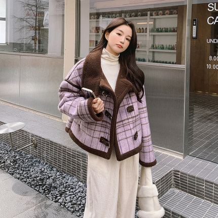 紫色格子羊羔毛呢大衣女秋冬2024新款皮毛一体毛呢外套短款高级感