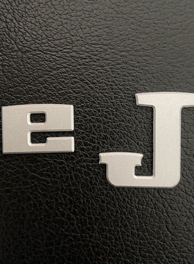 TWOLF M715 全金属攀爬车 尾门车标LOGO全CNC金属标