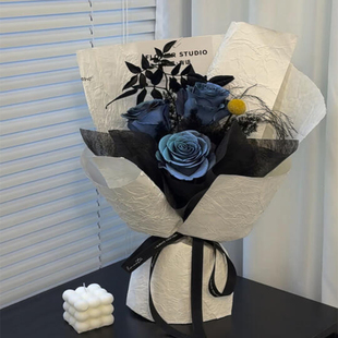 蓝黑色系简约风玫瑰花束成品皂花仿真花见面花束情人节礼物送男友