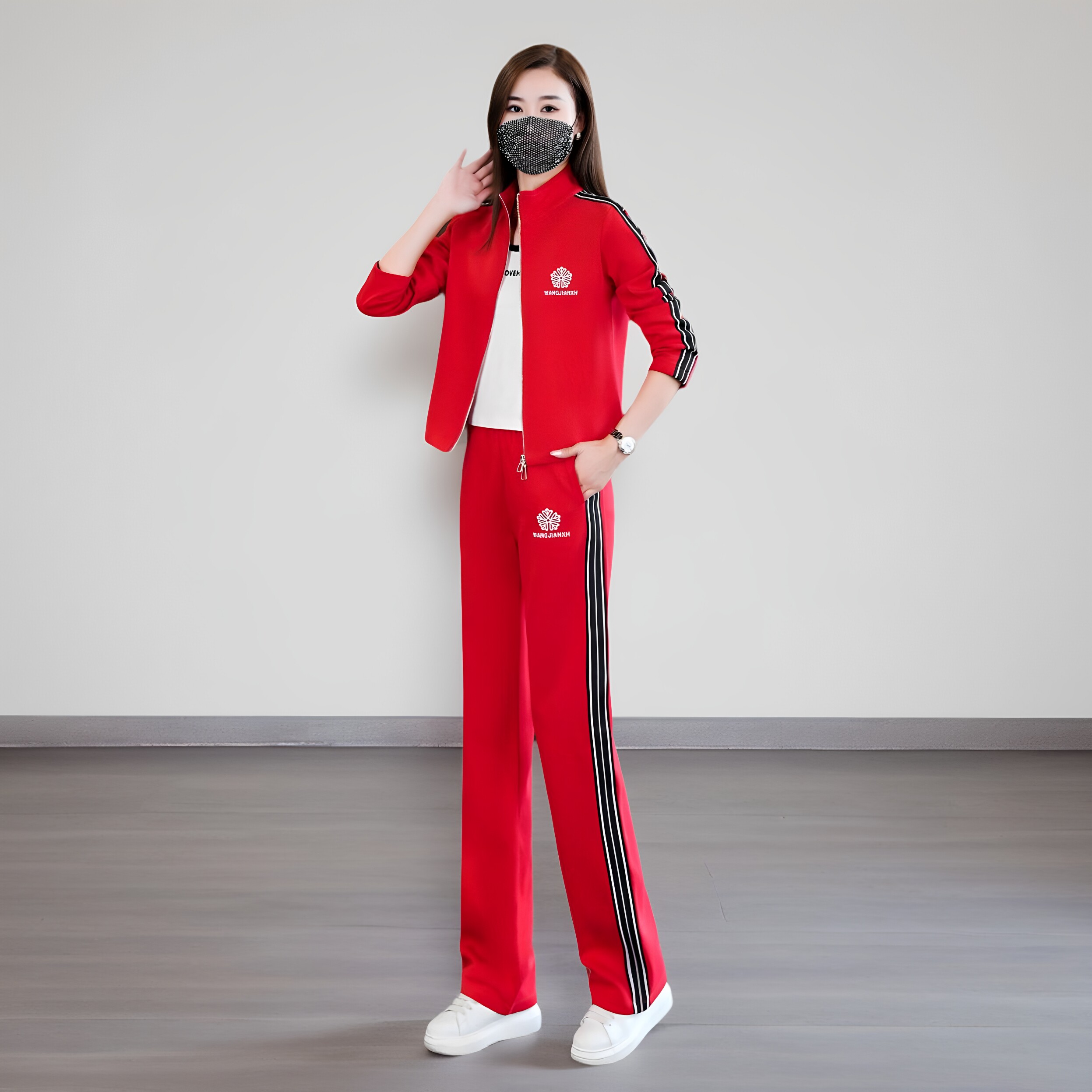 广场舞服装套装女2026新款中老年鬼步舞纯棉佳木斯团体运动两件套