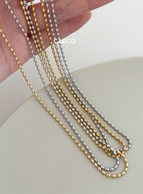 简约百搭小米粒橄榄珠钛钢项链女时髦复古高级感素链可叠戴锁骨链