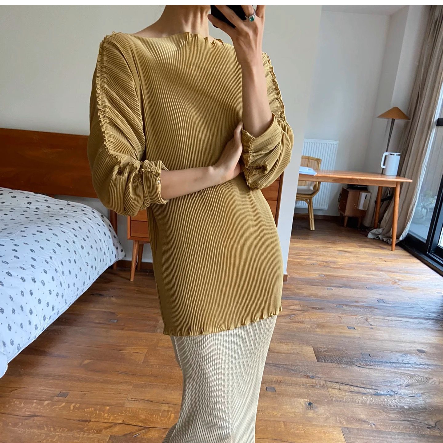 定制面料 时髦精收 褶皱一字领长袖上衣 修身中长连衣裙,女装/女士精品,连衣裙,淘宝优惠券,粉丝福利购,淘宝优惠卷