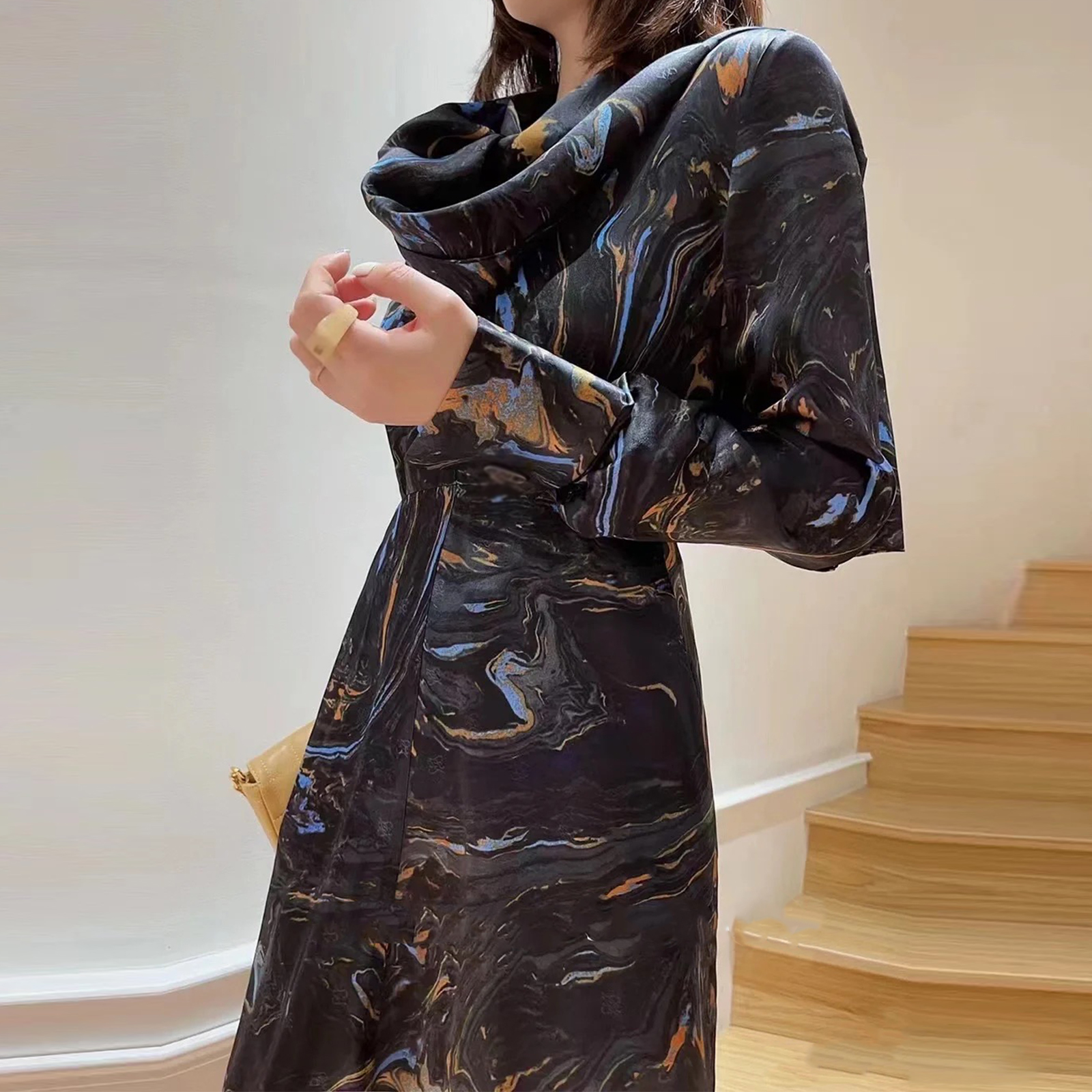 真丝桑蚕丝长袖连衣裙高级奢华