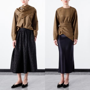 气质格纹色织精纺羊毛套头上衣 极简空气剪裁宽松休闲围巾两件套