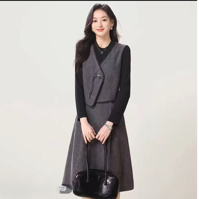 Q990 春秋款高端气质时尚显瘦小香风拼接假两件连衣裙JT