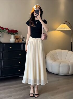 深圳南油2026流行穿搭一整套超火T恤半身裙子休闲运动两件套女夏