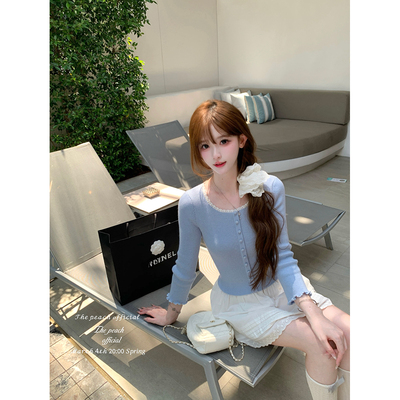 盐系蕾丝圆领羊毛针织上衣