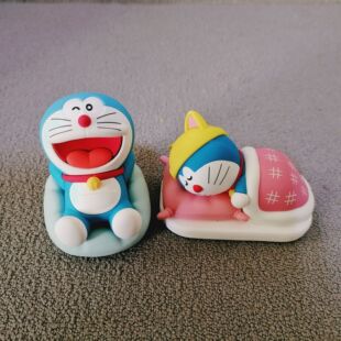 哆啦a梦机器猫睡姿车载摆件叮当猫潮玩公仔可爱玩具礼物底坐破损