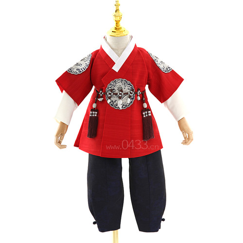 朝鲜族生日儿童韩服