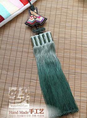 韩国原装进口牛角手绣韩服挂件 汽车挂件 力量的象征/H-P02663-1