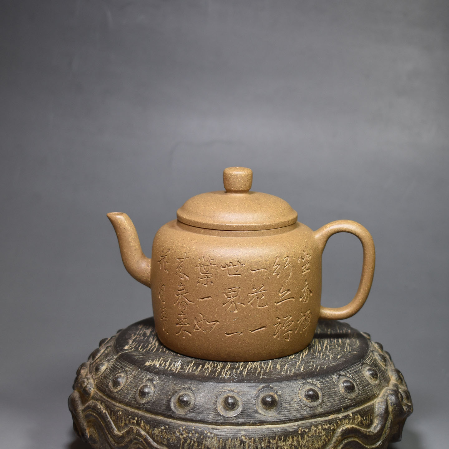 老缶原矿紫砂明式刻佛句小品壶