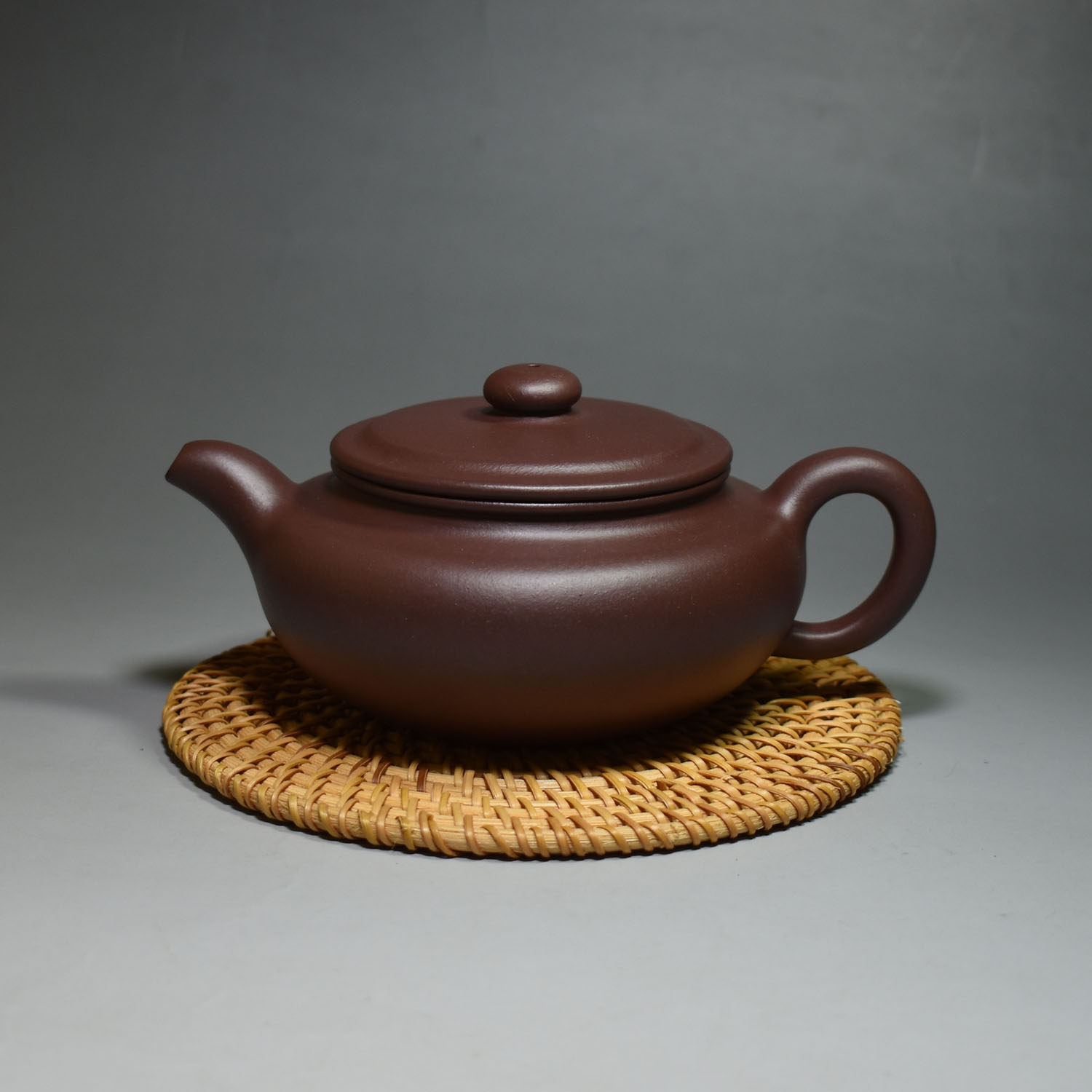 宜兴原矿紫泥景舟扁腹手工茶壶