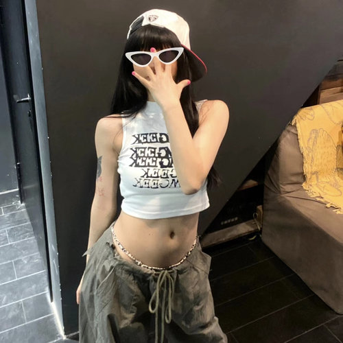 美式2024夏季新款辣妹复古心机微透印花白色高领短款吊带背心上衣