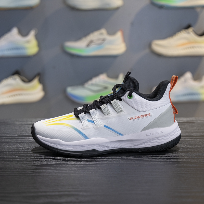 李宁男童龙拳V3篮球鞋2024秋季新款儿童减震回弹运动鞋YKBU066