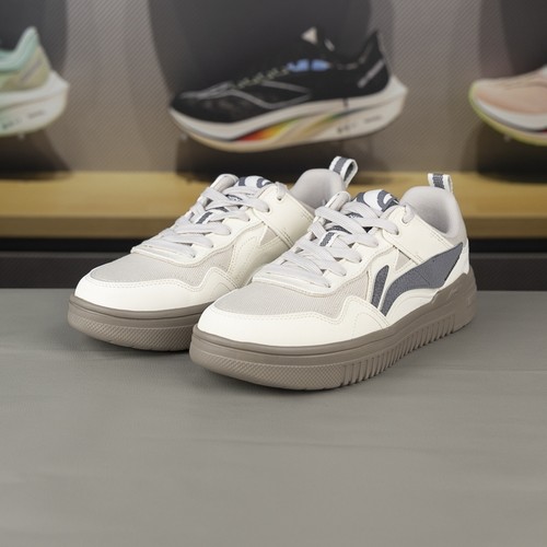 李宁系带男子板鞋低帮休闲鞋