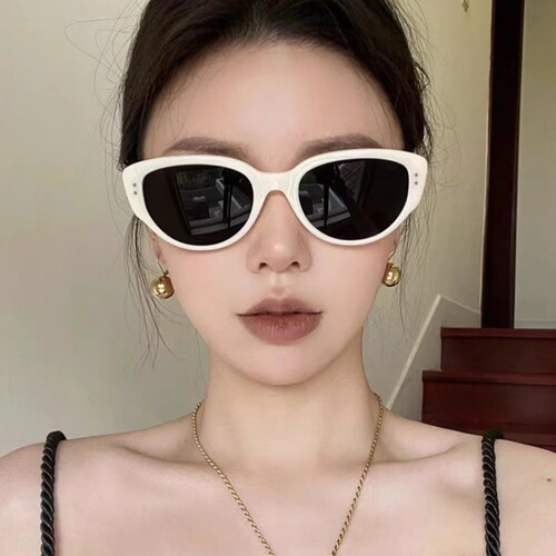 复古美式猫眼白色高级感2024新款