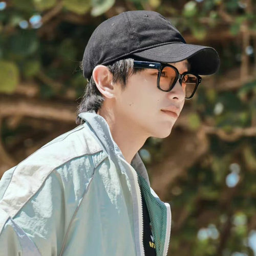 彭昱畅墨镜高级ins日落渐变茶色