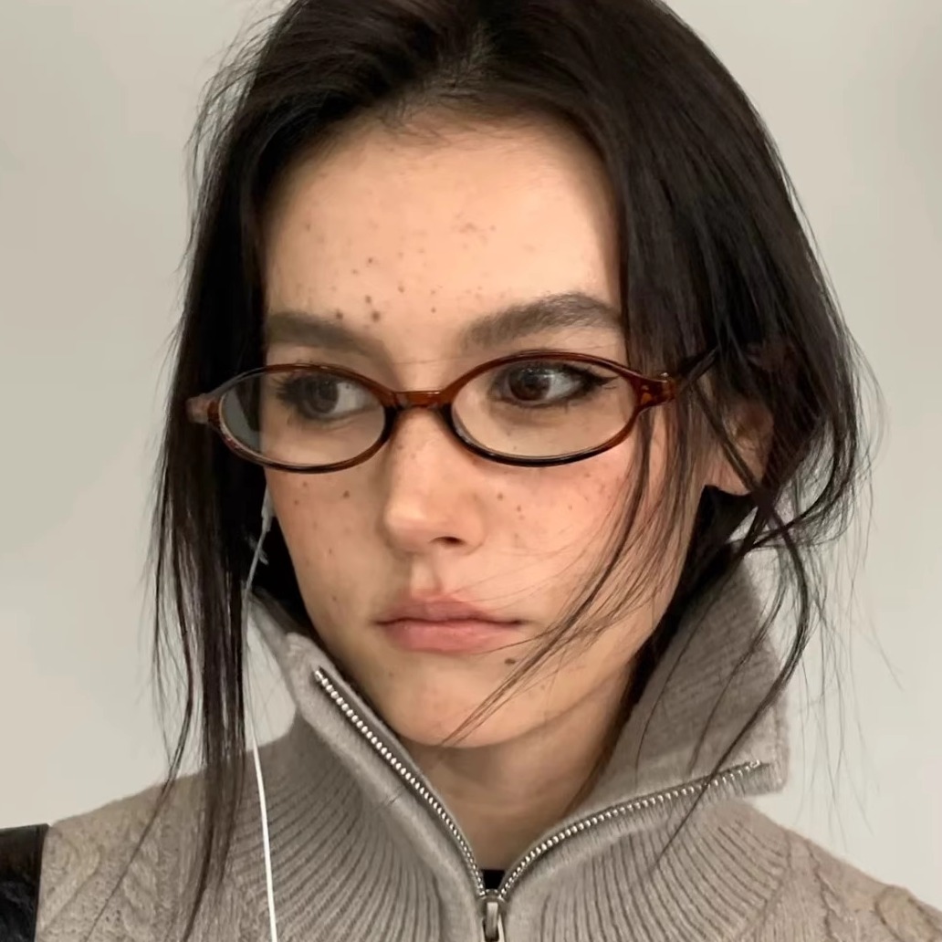 复古美式小椭圆框茶色眼镜女潮Y2K小脸小框凹造型装饰街拍平光镜