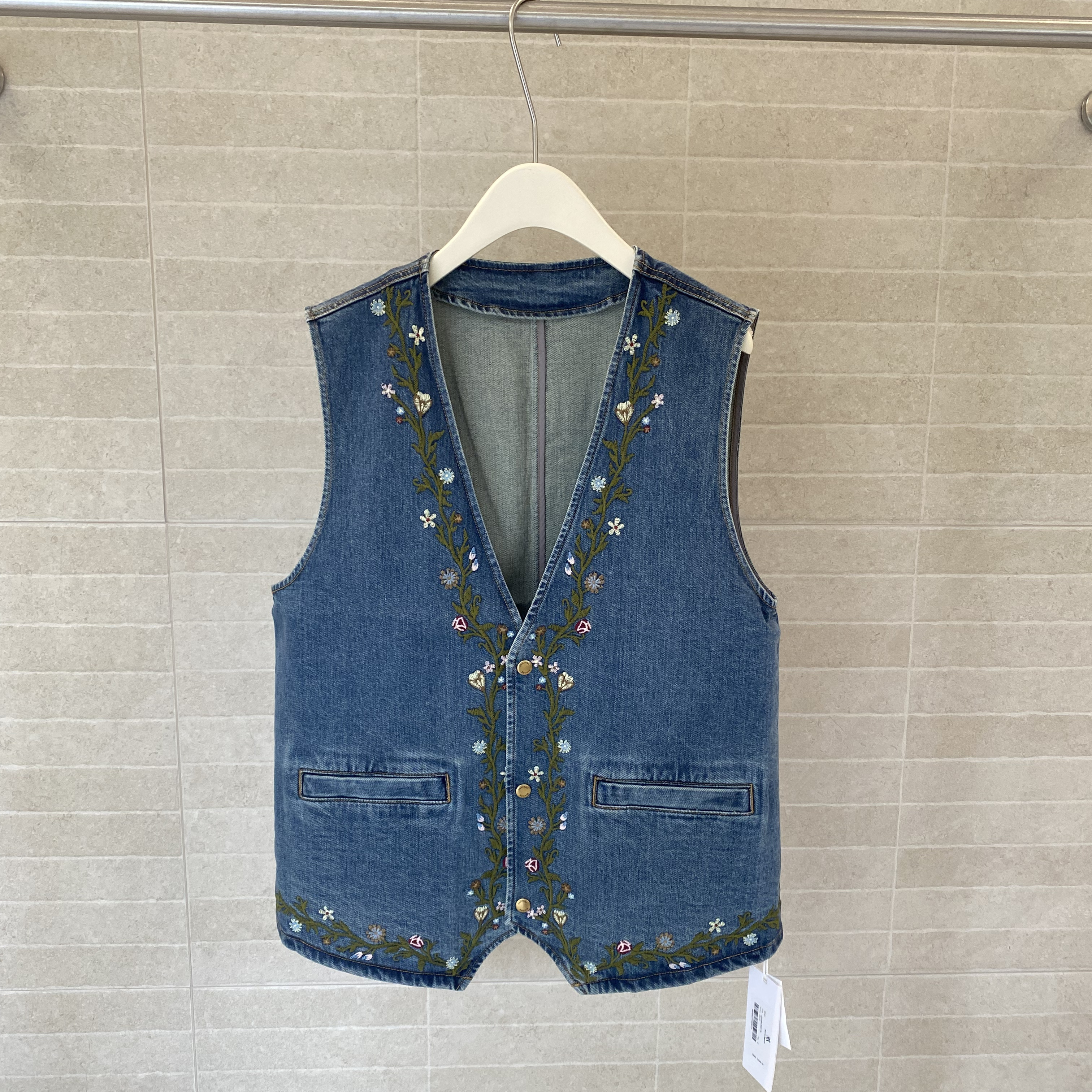 journal record 牛仔绣花马甲25年冬JWHBAJ550179——2698