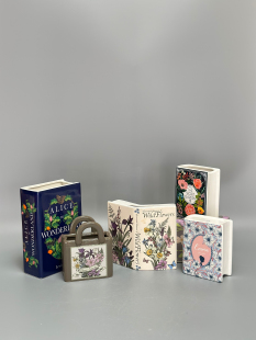 店铺样板房家居装 外贸孤品 饰摆件 装 饰 书本系列手绘陶瓷花瓶