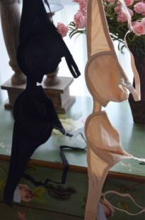 J0713纯色光面薄全杯文胸70c75b75c75d80b80c80d85c85b85d90b90c