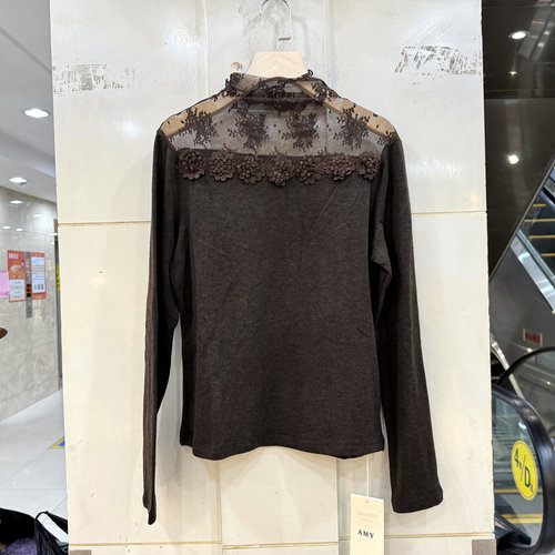 艾嫚伊A28722 订花朵透视网纱半高领仿羊绒T恤小衫上衣秋冬正品