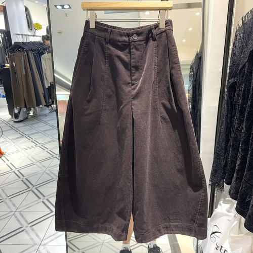 XXGC58023-2 一粒扣后松紧高腰休闲阔腿灯芯绒弯刀裤女裤秋冬正品