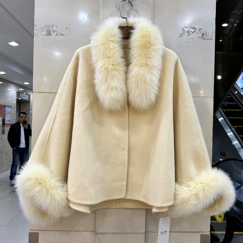 33-7206 欧货冬装2025新款狐狸毛领袖口毛双面羊毛呢斗篷大衣外套