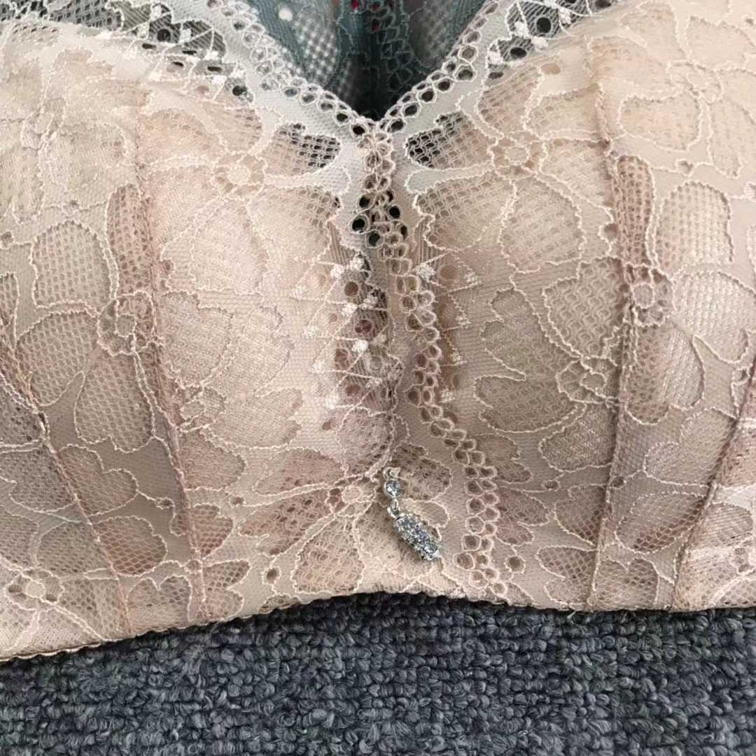 舒适中厚杯AB杯高档材质蕾丝漂亮后2扣文胸34-40#