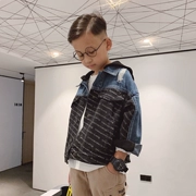 2019 mới mùa xuân và mùa thu quần áo trẻ em port boy thư trùm đầu áo khoác denim trong áo khoác cardigan lớn cho bé trai - Áo khoác