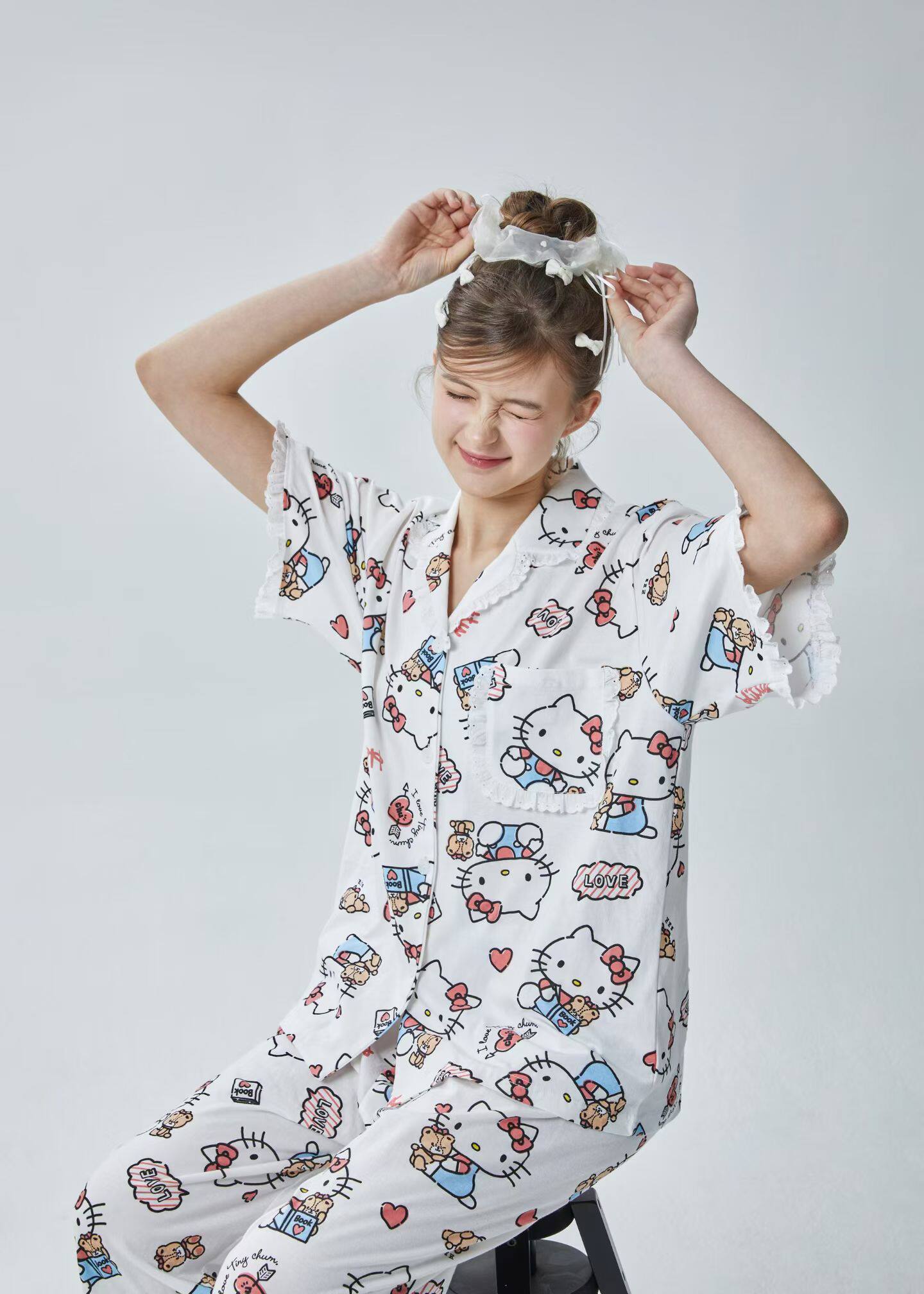 韩国进口正品夏季hello kitty卡通可爱短袖棉翻领睡衣/家居服套装