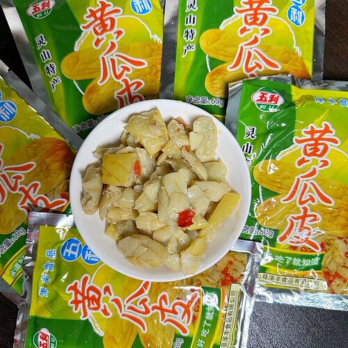 广西灵山黄瓜皮开袋即食农家腌制咸菜黄瓜脆微辣下饭菜酱菜60g/袋