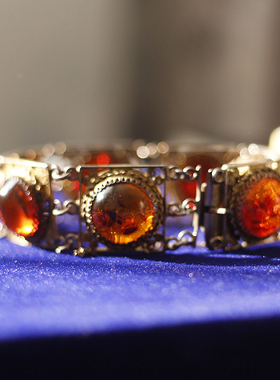 德国银掐丝镶嵌天然老琥珀手链