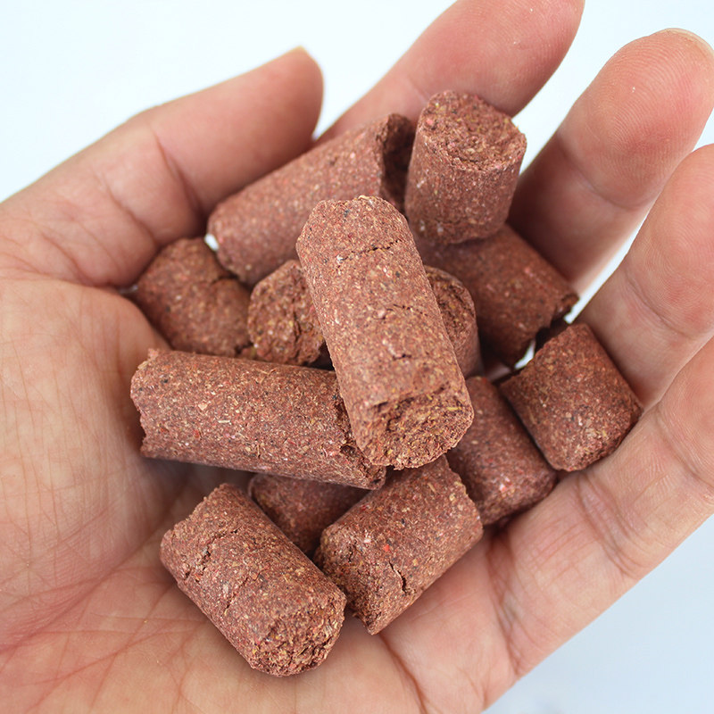 1.6厘米石斑鱼颗粒纯老料膨化热压溪流钓打窝料聚鱼快留窝久