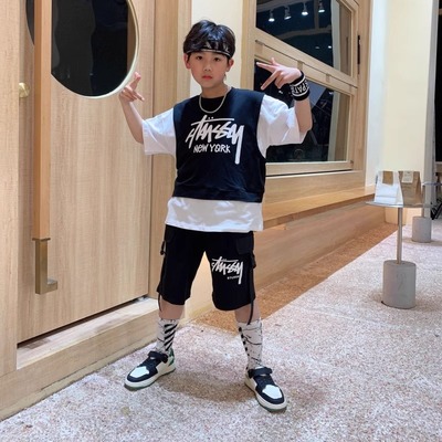 六一嘻哈街舞儿童潮服痞帅男孩表演出服装男童舞蹈套装帅气架子鼓