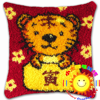 抱枕十二生肖绒绣2件包邮