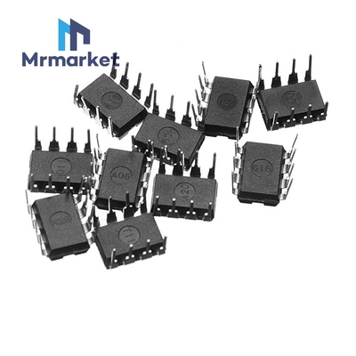 20只 NE555P NE555 直插DIP-8 定时器编程振荡器IC芯片