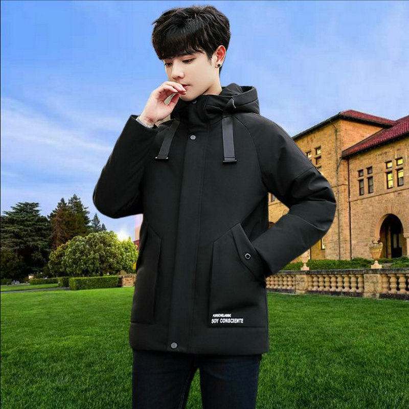 冬季潮牌新款青少年高中学生羽绒服男短款帅气加厚连帽白鸭绒外套