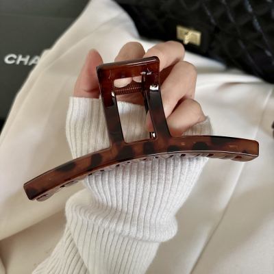 豹纹玳瑁色大号抓夹鲨鱼夹发夹女后脑勺2025新款高级感夹子发饰品