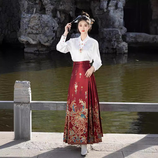 洛竹原创2025新款中国风马面裙织金仿妆花女日常通勤汉服穿搭套装