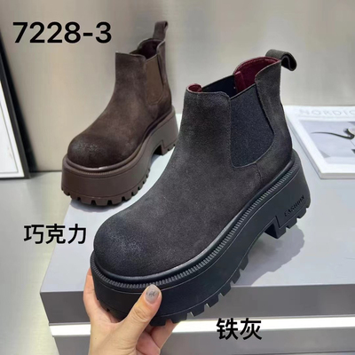 一脚蹬切尔西短靴欧货磨砂皮烟筒靴2025秋冬款松糕厚底马丁靴增高