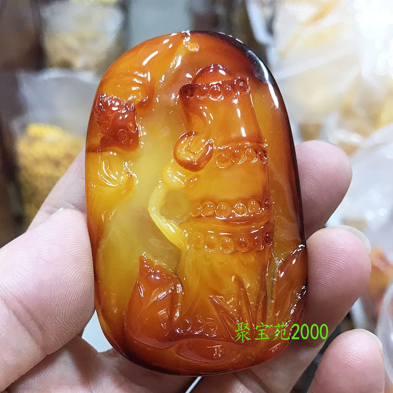 天然琥珀蜜蜡竹节吊坠老蜜俏色带皮精雕节节高升蝙蝠挂坠男女坠子